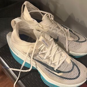 Nike Men’s AlphaFly AIR Zoom Shoes - white and aqua 7.5